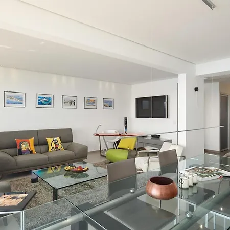 Sunlight - Sky Blue - 3 Bedroom Flat With Sea View On The Promenade Des *