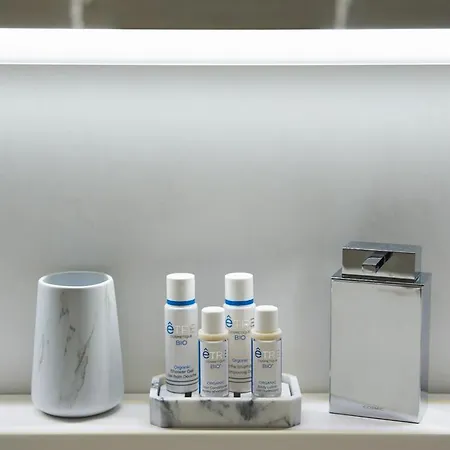 Sunlight - Sky Blue - 3 Bedroom Flat With Sea View On The Promenade Des Apartamento *