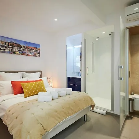 Sunlight - Sky Blue - 3 Bedroom Flat With Sea View On The Promenade Des *