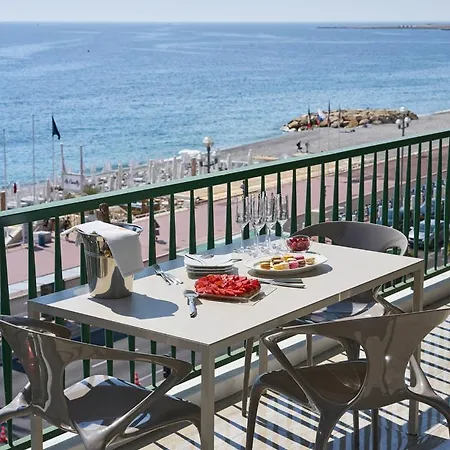Sunlight - Sky Blue - 3 Bedroom Flat With Sea View On The Promenade Des Apartamento