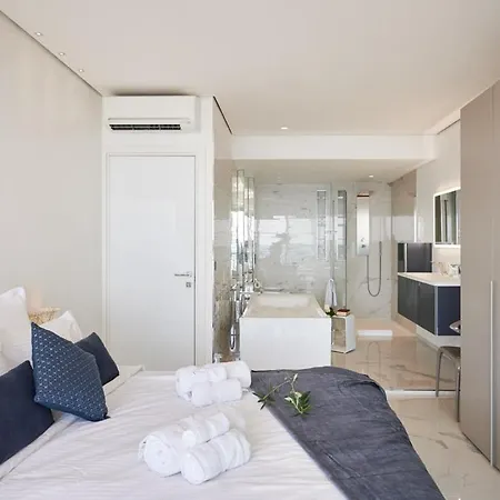 Sunlight - Sky Blue - 3 Bedroom Flat With Sea View On The Promenade Des *